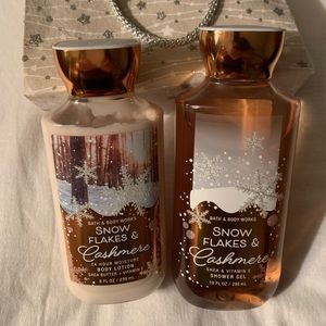 Body lotion and shower gel